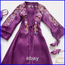 2004 Tonner Tyler Wentworth Bordeaux Peignoir 16 Fashion purple doll outfit