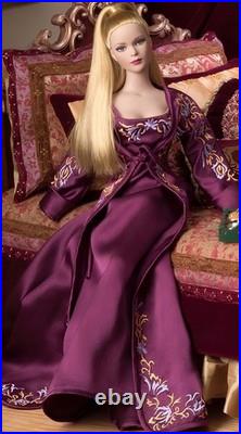 2004 Tonner Tyler Wentworth Bordeaux Peignoir 16 Fashion purple doll outfit
