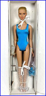 2005 Tonner Club RTW Jane Wheat Blonde NRFB 16 Doll Tyler Wentworth #RT1401