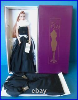 2007 Tonner Wentworth DARK EMBRACE Sydney Chase 16 Fashion Doll NRFB