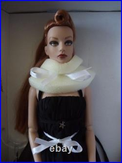 2007 Tonner Wentworth DARK EMBRACE Sydney Chase 16 Fashion Doll NRFB