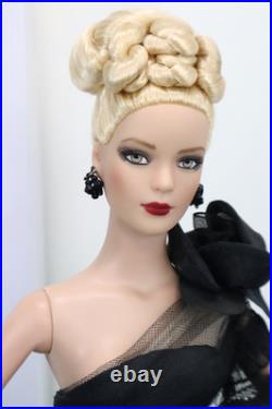 2009 Robert Tonner A Perfect Ten 16 Tyler Wentworth Fashion Doll LE200 with Box