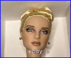 2010 16 GRAZIE! LE 80 TYLER (KIT) WENTWORTH TONNER CONVENTION Helper Doll 2010 16 GRAZIE! LE 80 TYLER (KIT) WENTWORTH TONNER CONVENTION Helper Doll