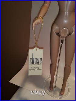 2011 Tonner Fashion Doll 16-inch So Sleek Sydney Chase Nude Doll