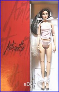 2012 Tonner Antoinette Brunette Basic Tonner Doll LE 500