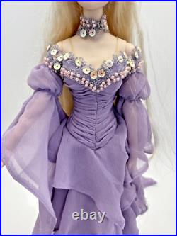 2014 Tonner Wilde Imagination Gothic Mist Evangeline Ghastly Le 350 18.5 Doll L