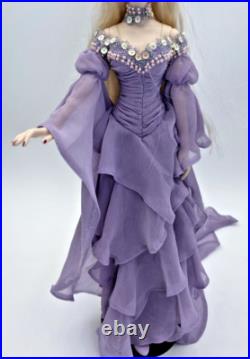 2014 Tonner Wilde Imagination Gothic Mist Evangeline Ghastly Le 350 18.5 Doll L
