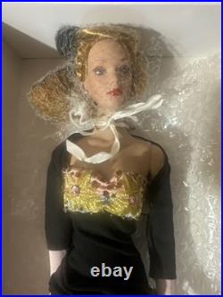 #376 Tonner 16 Tyler Wentworth Soir de Fête Fashion Doll Théâtre de la Mode