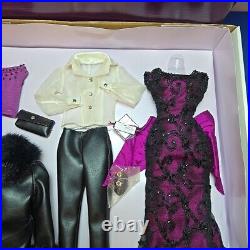 Barbie Tonner Tyler Weekend in Washington DC Giftset Brunette 16 Doll TW9120