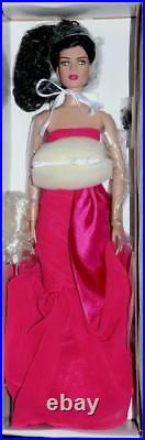 Chic City Lights Marley Wentworth NRFB doll 16 Tonner 2015 MIB Chic Body