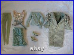 City Style Charlotte Tyler Wentworth Tonner Doll Outfit Pieces 2006 Green Coat