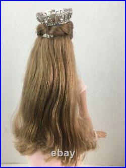 Crowned Miss Sydney World Haute Doll Fully dressed doll Tonner