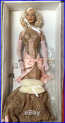 Daphne Chantilly Charmant Paris Convention Doll 2005 Tonner 2005 Complete MIB