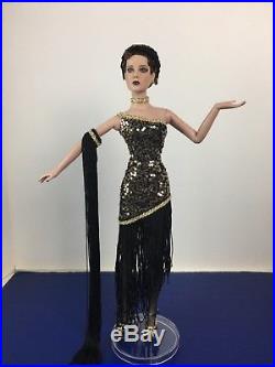Deliciously Deco Louise gold & black 1920 fully dressed articulate Sydney Tonner