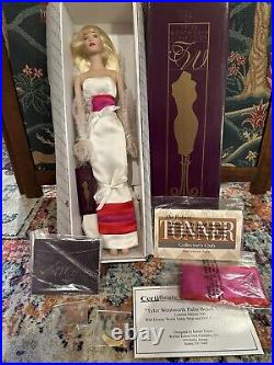 Doll/Robert Tonner/Signed/TYLER WENTWORTH PALM BEACH NIGHTS 16 DOLL LE500