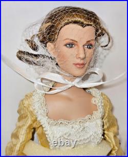 ELIZABETH SWANN COURT GOWN Keira Knightley Tonner 16 Pirates of Caribbean Doll