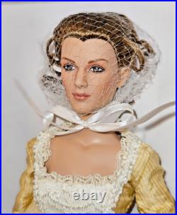ELIZABETH SWANN COURT GOWN Keira Knightley Tonner 16 Pirates of Caribbean Doll