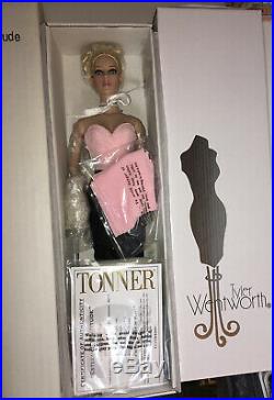 ESTEEMED GRATITUDE TYLER HELPER DOLL16 Fashion Doll NRFB 2011 Tonner Co LE100