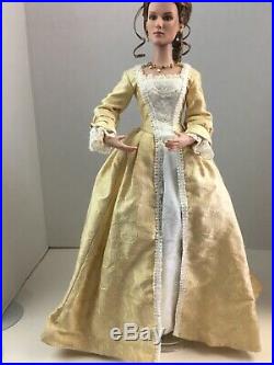 Elizabeth Swan. Court gown Pirates Caribbean Fully Dress Doll Sydney Tyler Tonner