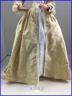 Elizabeth Swan. Court gown Pirates Caribbean Fully Dress Doll Sydney Tyler Tonner