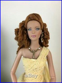 Exclusive Midnight Summer Tyler convention fully dressed articulated Tonner