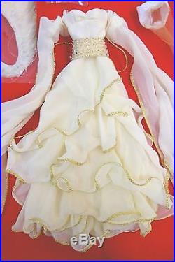 Extremely rare Daphne Noel Angel Tyler Wentworth Tonner doll LE 250 OUTFIT ONLY