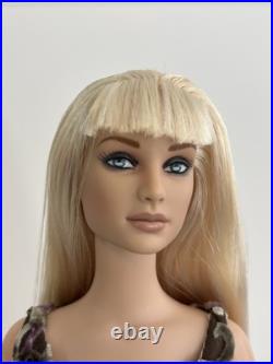 Flirt Fatale Kit Robert Tonner 16 Tyler Wentworth Doll 2007 Blonde Stand