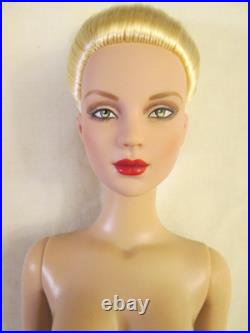 Forever Yours Ashleigh Nude Tonner Doll 100 Made 2013 Tyer Wentworth BW Body