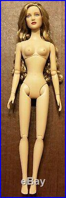 Gilt Glamour Stella Nude Tonner Doll 2008 Tyler Body LE 300 Replacement Body