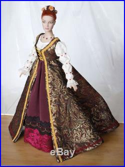 Gold brocade renaissance dress with jewerly for 16inch doll as Tonner Tyler