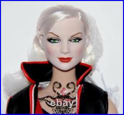 Gotham Garage Harley Quinn 16 doll Tonner BW 16 Heroic body DC Star Signed