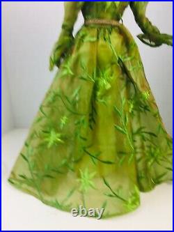 Haunted Stroll Wizard of Oz fully dressed green doll Tyler Sydney Tonner