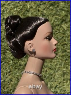 Holiday Gala Sydney Tonner Tyler Wentworth 2002 Exclusive Premiere Dealer