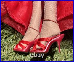 Holiday Gala Sydney Tonner Tyler Wentworth 2002 Exclusive Premiere Dealer