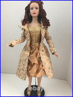 Holiday Treasures Tyler exclusive Twodaydreamers doll Doll onner