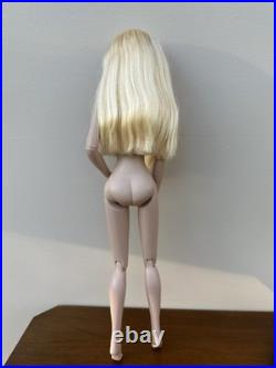 Hybrid Tonner 16 Nude Basic Black Tyler Wentworth