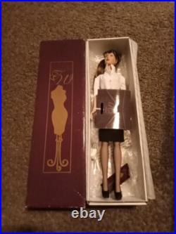 K10-67 Tyler Wentworth Collection Doll Tyler Signature Style Brown Hair #99800