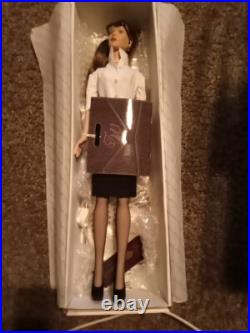 K10-67 Tyler Wentworth Collection Doll Tyler Signature Style Brown Hair #99800