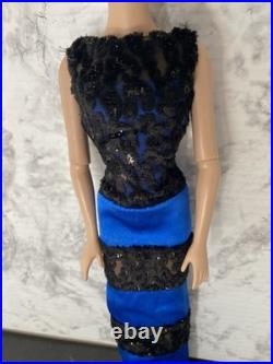 Lot of 2 TONNER Tyler Wentworth -RTW Glamour & TDLM Longchamps Fleuri