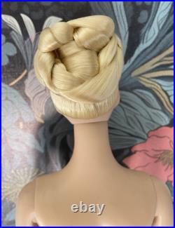 Lot of 2 TONNER Tyler Wentworth -RTW Glamour & TDLM Longchamps Fleuri