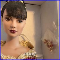 MIB Tonner 16 Doll C'EST SI BON MASQUERADE TW9306 Angelina Ruiz LE400 UFDC