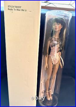 Mei Li Ready To Wear TW0207 16 Doll by Robert Tonner Brand New NRFB