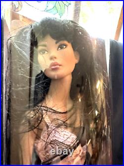 Mei Li Ready To Wear TW0207 16 Doll by Robert Tonner Brand New NRFB
