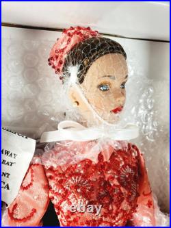 NEW Tonner Tyler Wentworth Theatre de la Mode Framboise Robe Du Grande Soir Doll NEW Tonner Tyler Wentworth Theatre de la Mode Framboise Robe Du Grande Soir Doll