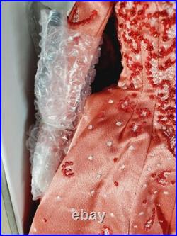 NEW Tonner Tyler Wentworth Theatre de la Mode Framboise Robe Du Grande Soir Doll