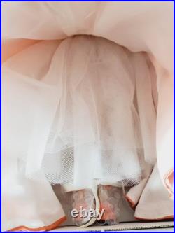 NEW Tonner Tyler Wentworth Theatre de la Mode Framboise Robe Du Grande Soir Doll