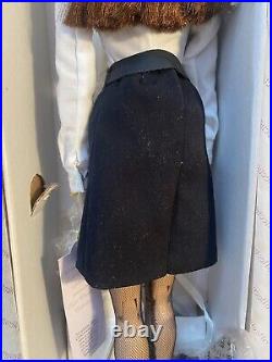 NEW Tyler Wentworth Robert Tonner Signature Style Redhead 16Fashion Doll TW0406 NEW Tyler Wentworth Robert Tonner Signature Style Redhead 16Fashion Doll TW0406