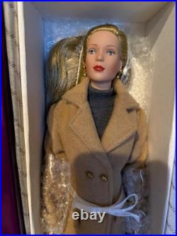 NIB Tonner Tyler Wentworth Casual Luxury Doll withCamel Coat # 20807 withshipper