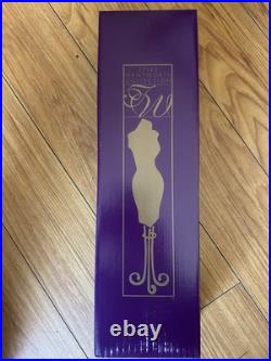 NRFB Robert Tonner Tyler Wentworth 16 Sydney Chase Focus On Fashion 2001 TW9105