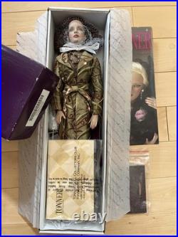 NRFB Robert Tonner Tyler Wentworth When In Rome 2005 Sydney Chase 16 Doll NRFB Robert Tonner Tyler Wentworth When In Rome 2005 Sydney Chase 16 Doll